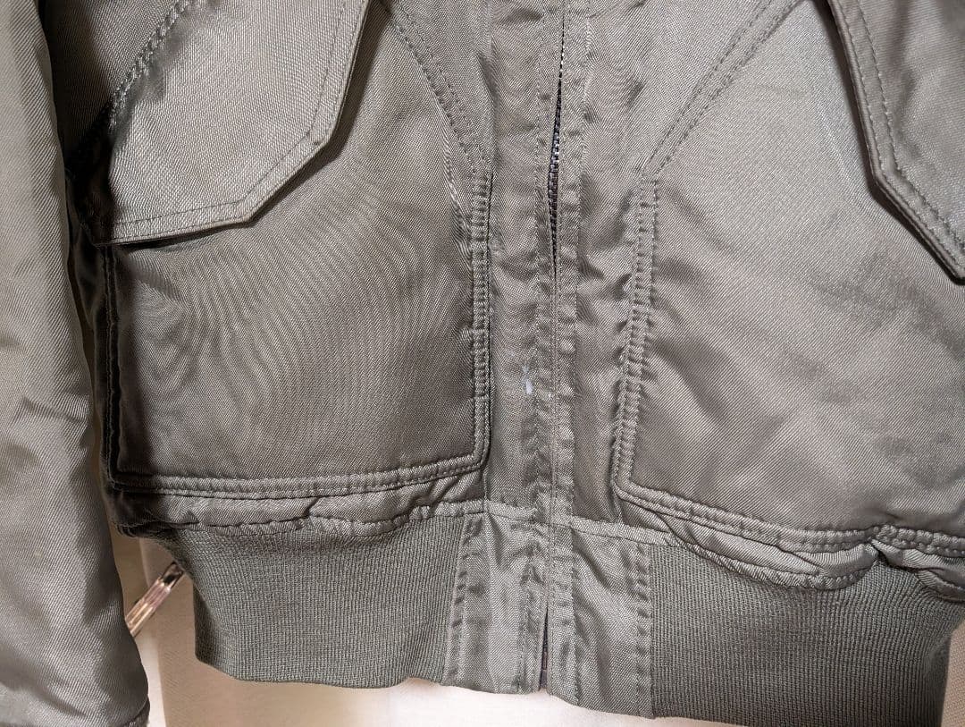 ひ*ろ様 本物 CWU-45/P フライトジャケット Mサイズ相当