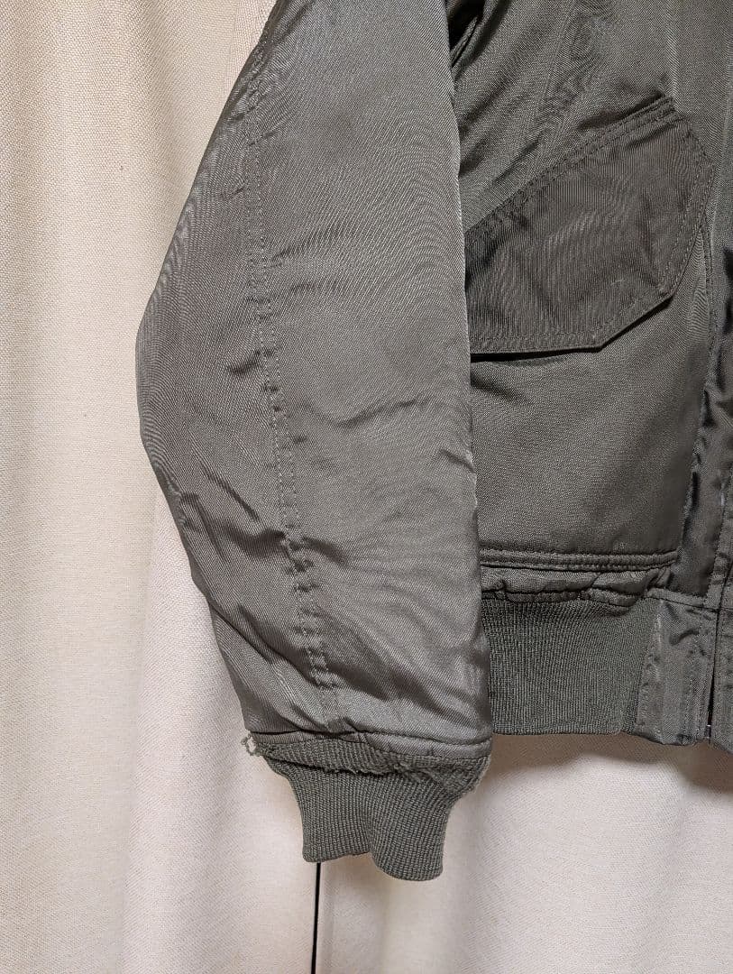 ひ*ろ様 本物 CWU-45/P フライトジャケット Mサイズ相当