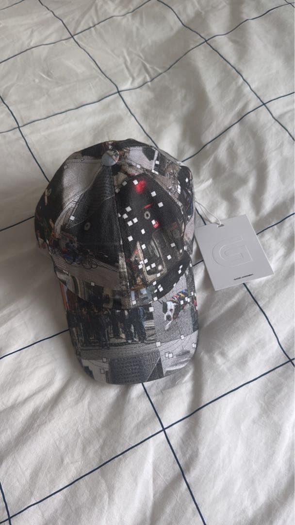 GADID ANONIEM EBBE キャップ