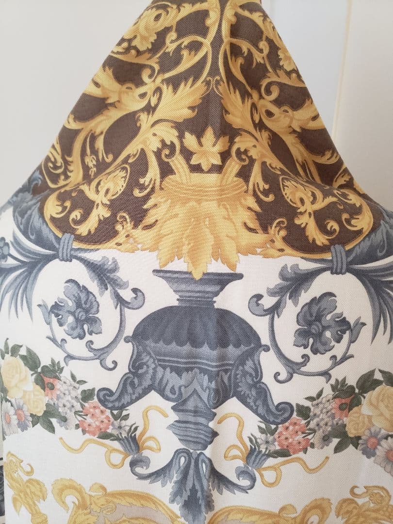 極美品！ETRO 超大判ストール　ヴィンテージバロック調柄　silk＆wool