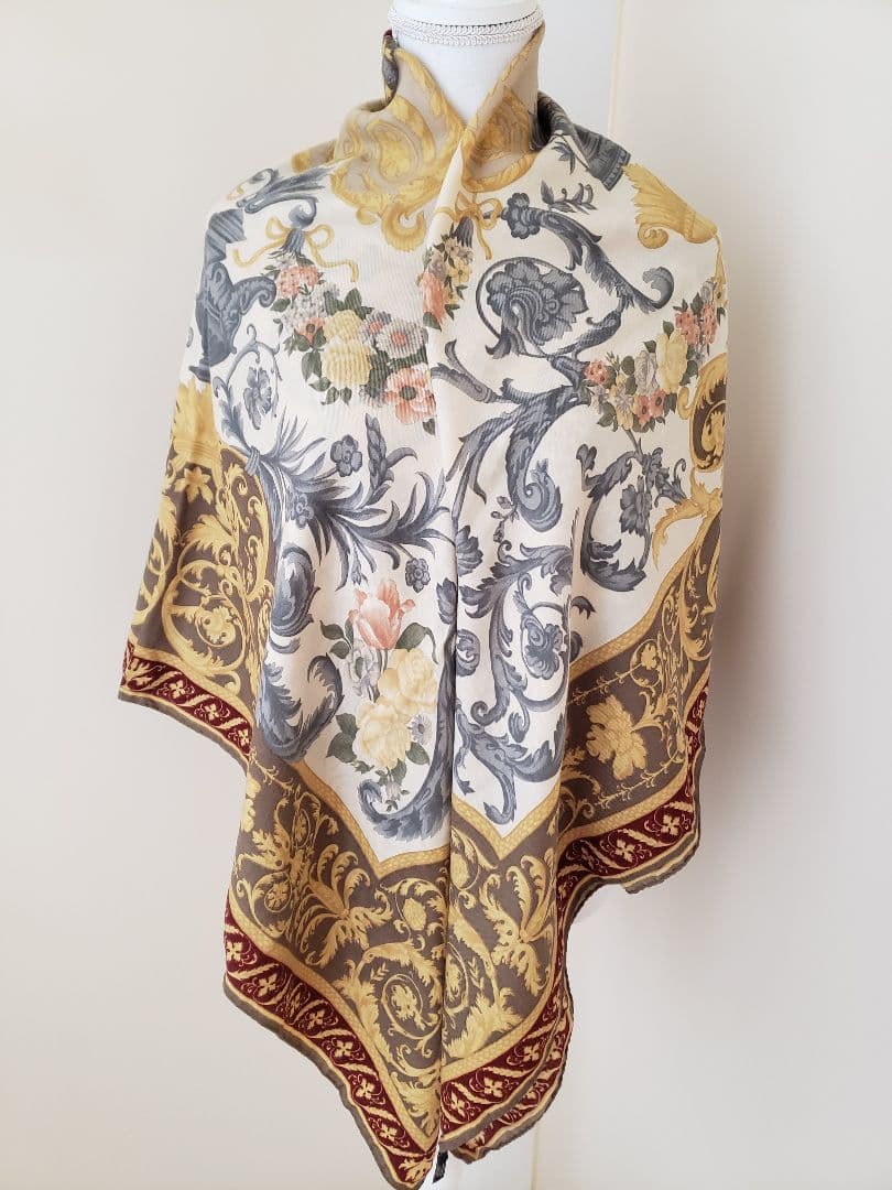 極美品！ETRO 超大判ストール　ヴィンテージバロック調柄　silk＆wool