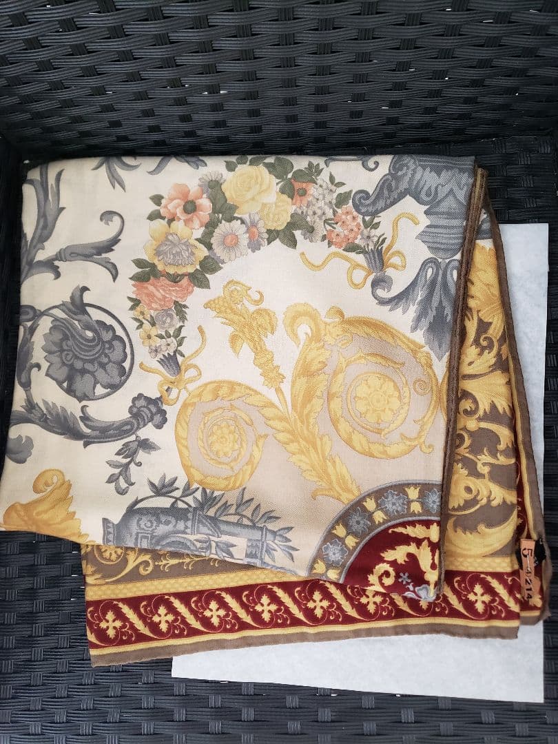 極美品！ETRO 超大判ストール　ヴィンテージバロック調柄　silk＆wool