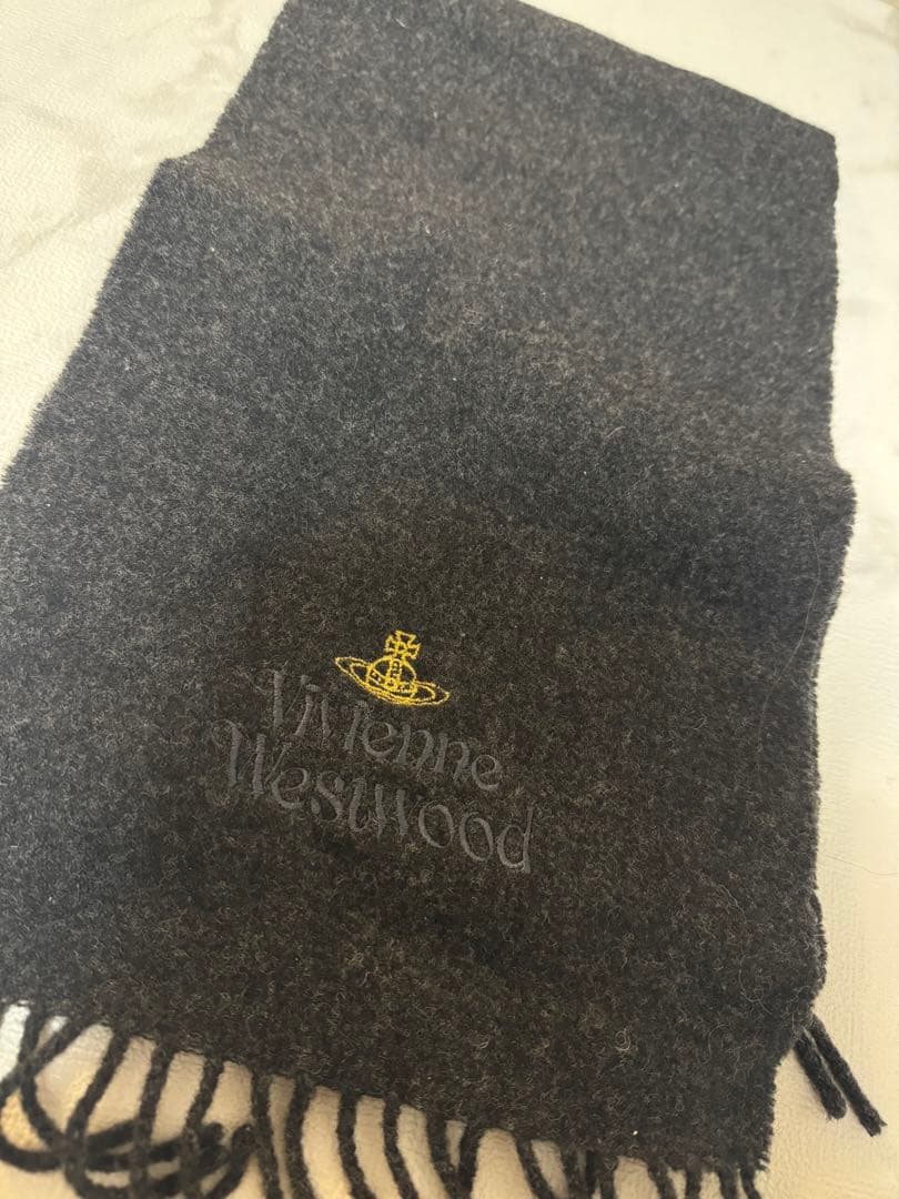 vivian westwoodマフラー