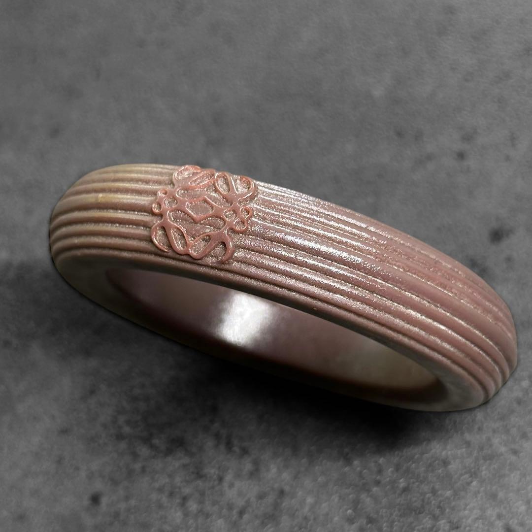 超希少✨LOEWE アナグラム　エンボス　バングル　アースカラー