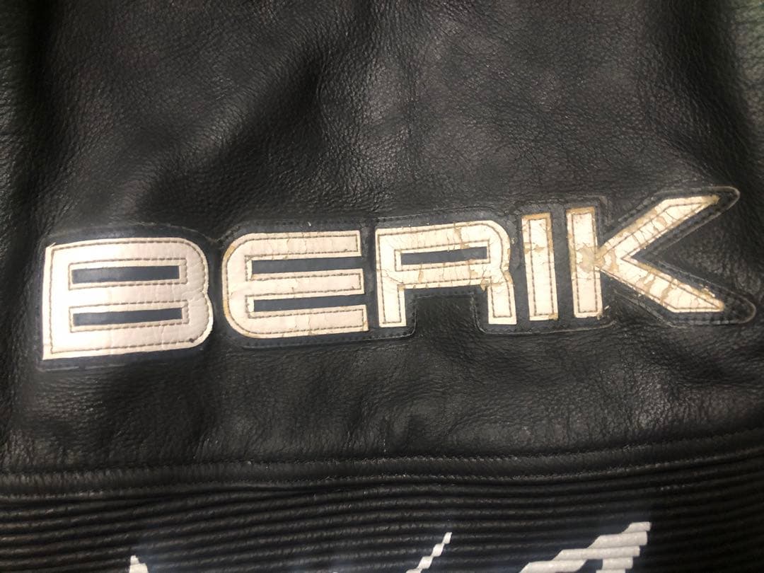 レーシングスーツ　54サイズ　ベリック