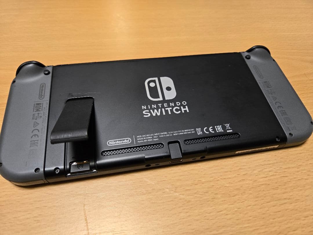 【美品・付属品有】Nintendo Switch グレー 付属品　バッテリーOK