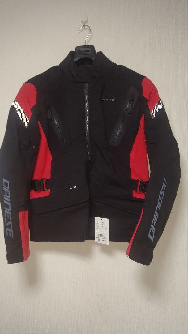 TONALE D−DRY JACKET