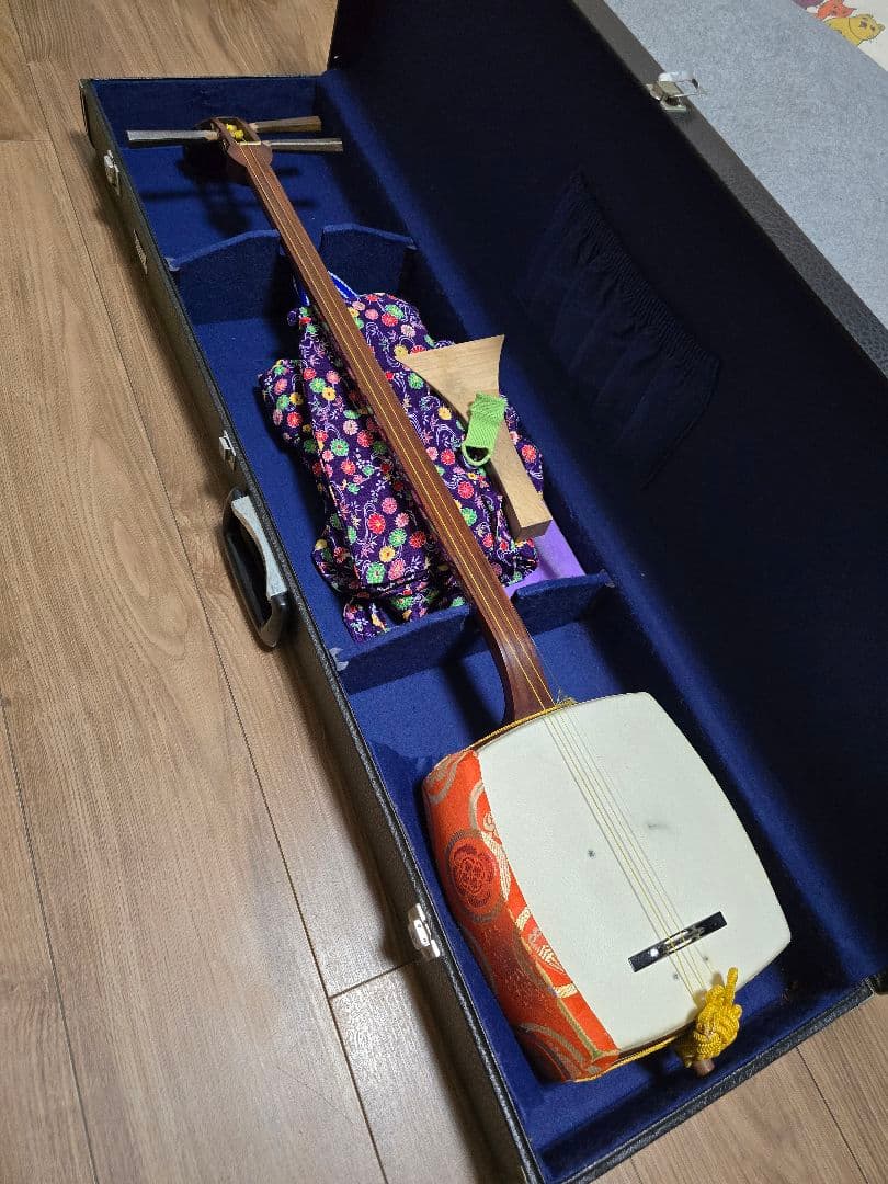 すぐ弾けます！三味線本体 　破けなし　細棹三味線　約2.4センチ