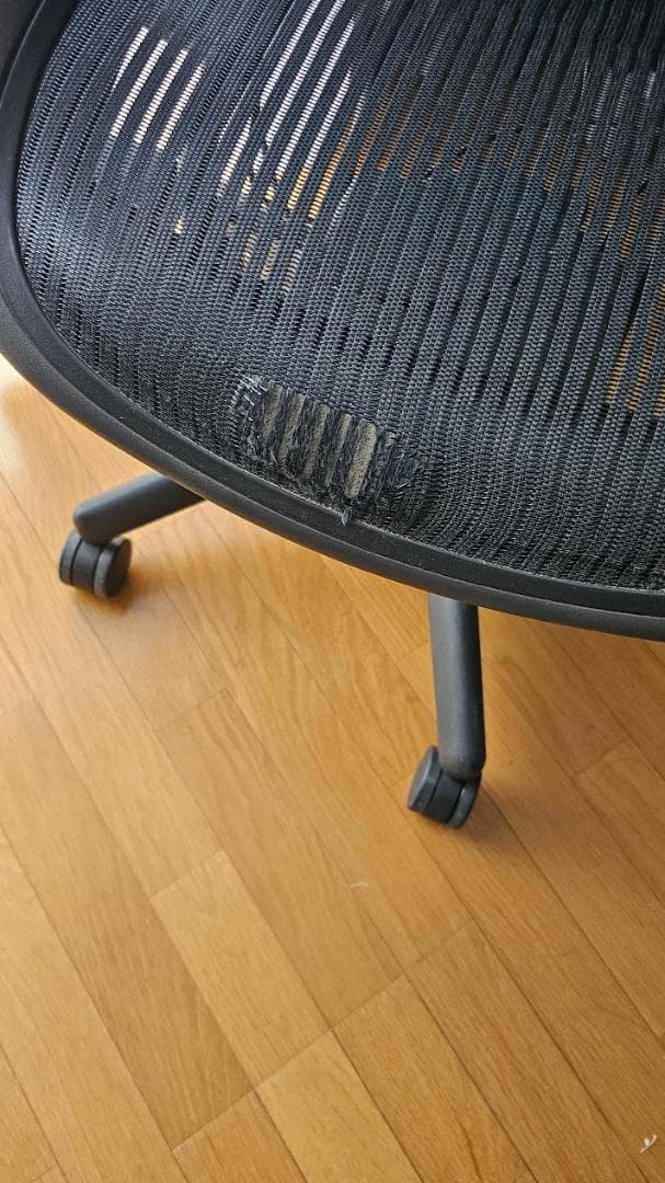 アーロンチェア　Bサイズ　（元はポスチャーフィット）