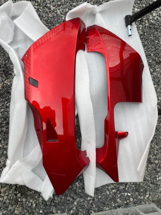 新品未使用 CBR600RR PC37後期アンダーカウル キャンディレッド