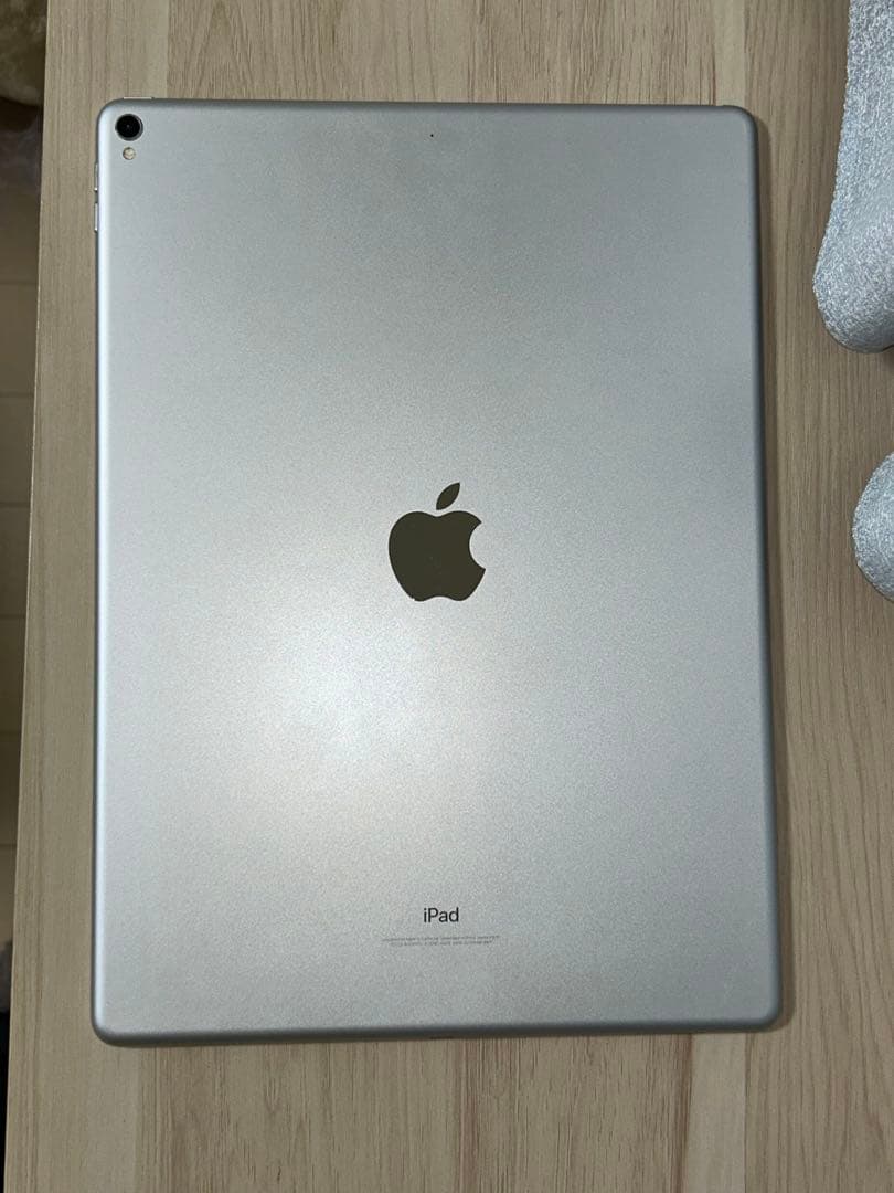 ★美品★iPad Pro(第2世代) 12.9インチ256GBケース・ケーブル付