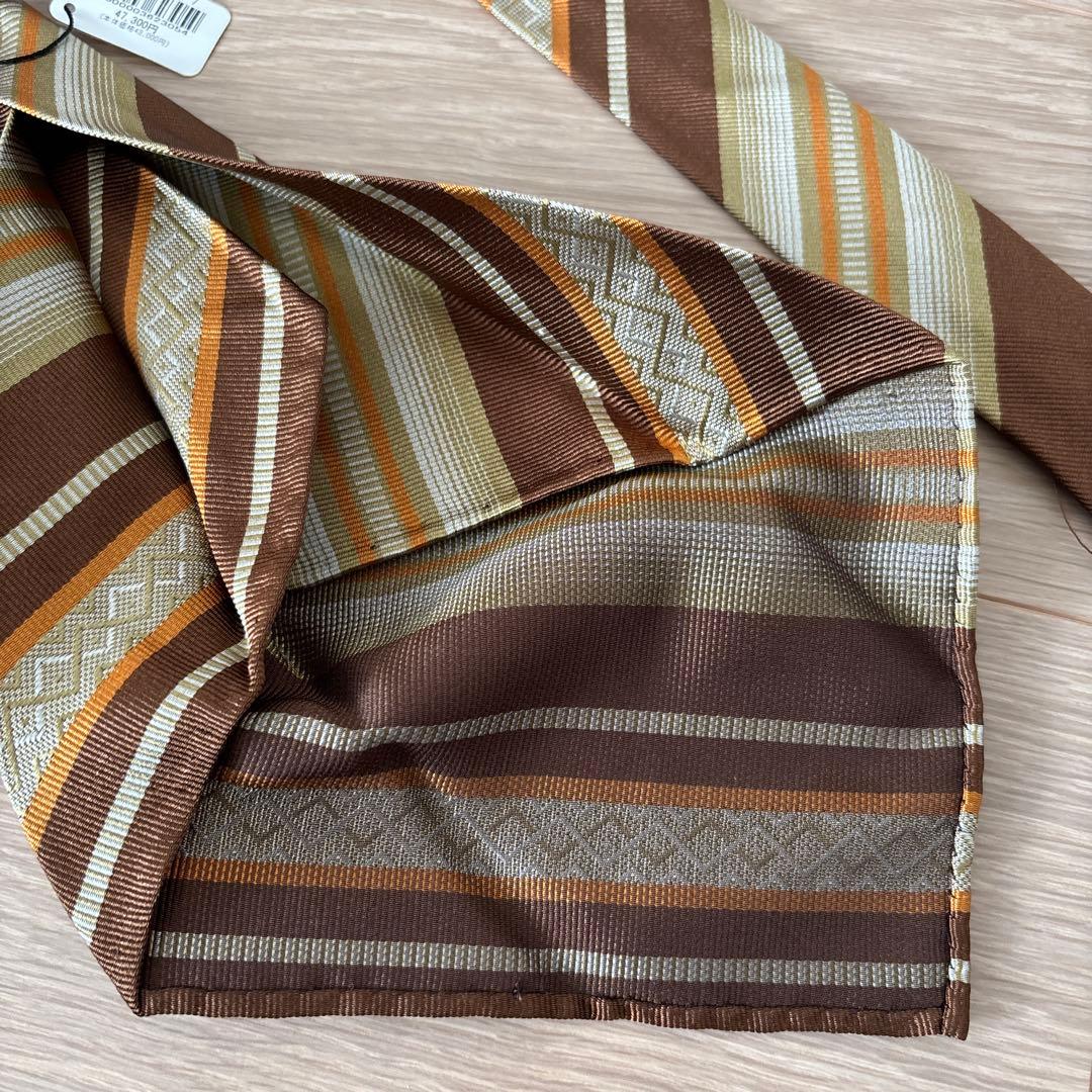 t*r様 タグ付き未使用品！Atto Vannucci ジャガードシルクセッテピ