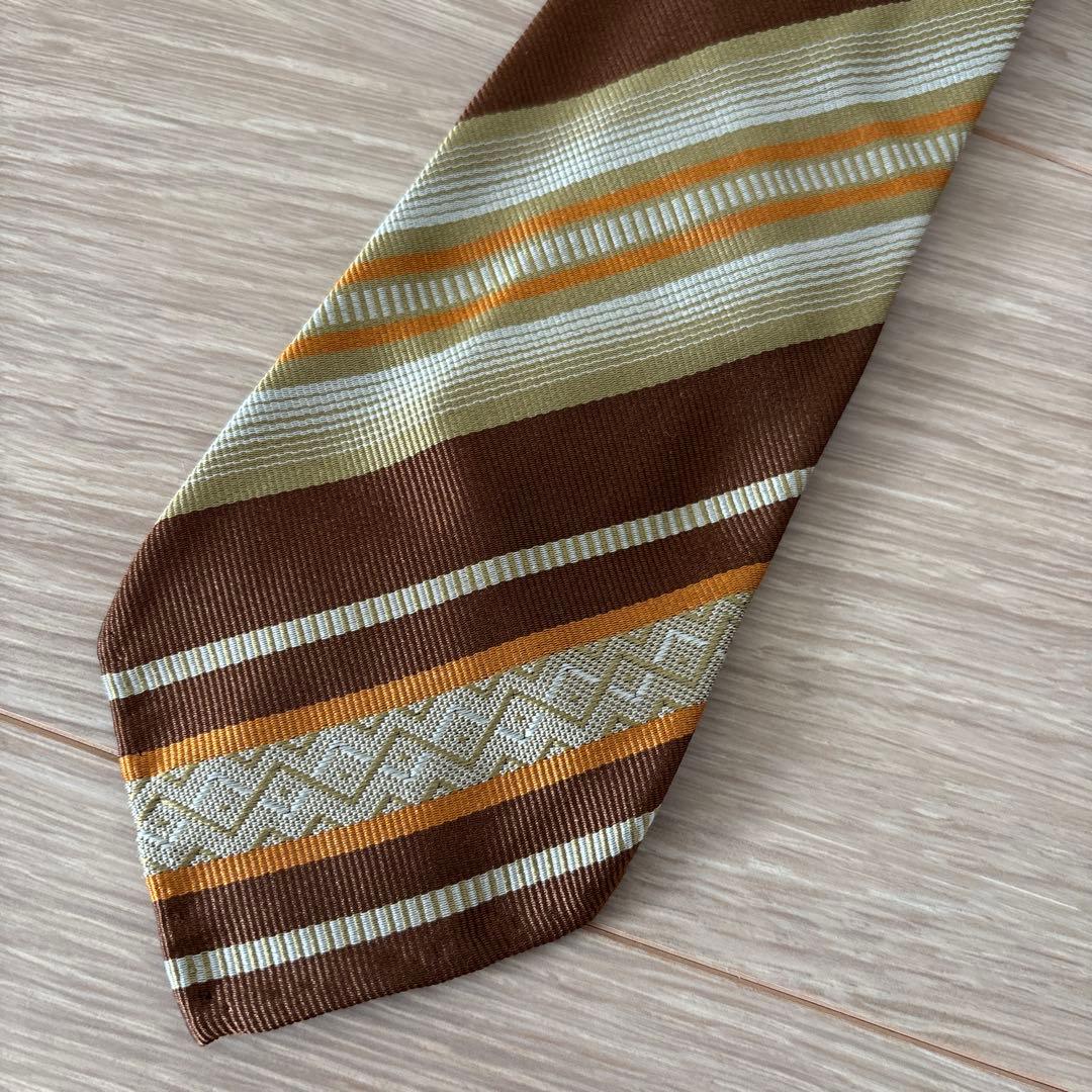 t*r様 タグ付き未使用品！Atto Vannucci ジャガードシルクセッテピ