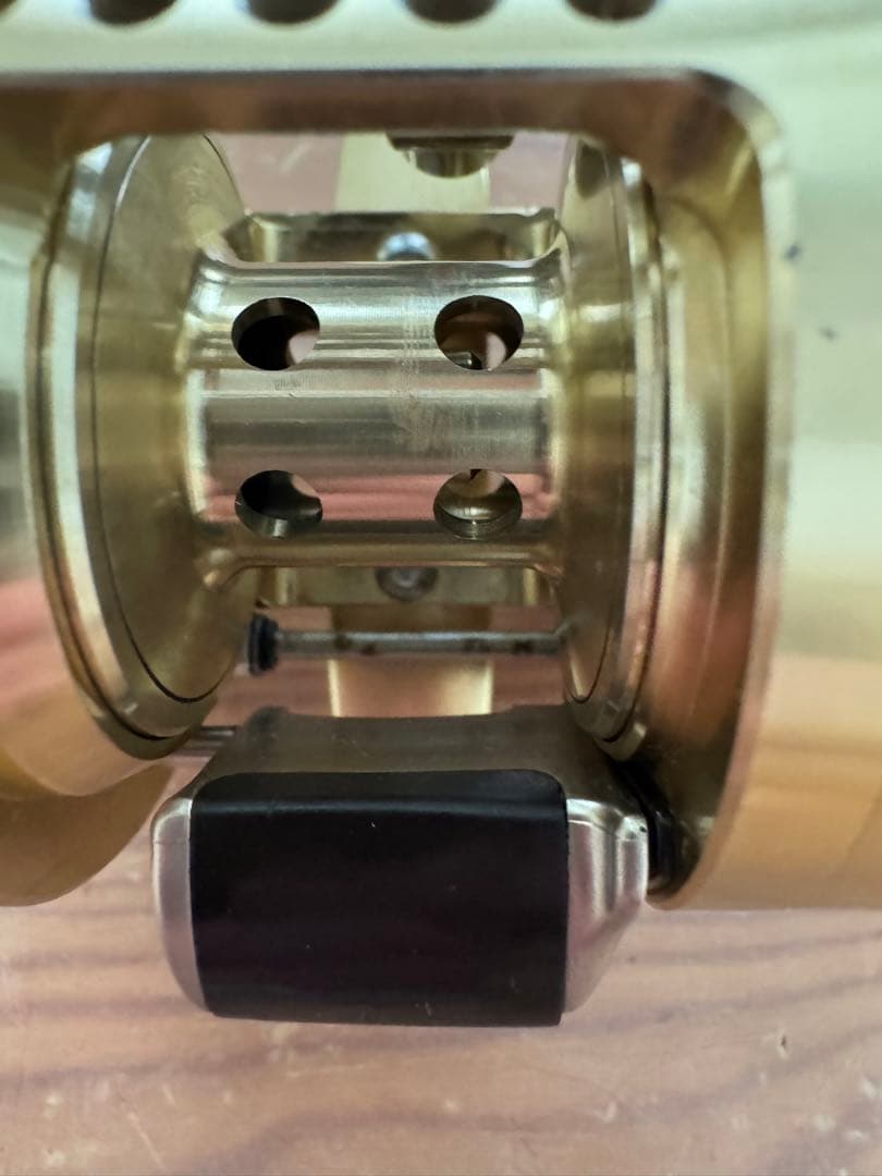 リール CALCUTTA CONQUEST 200