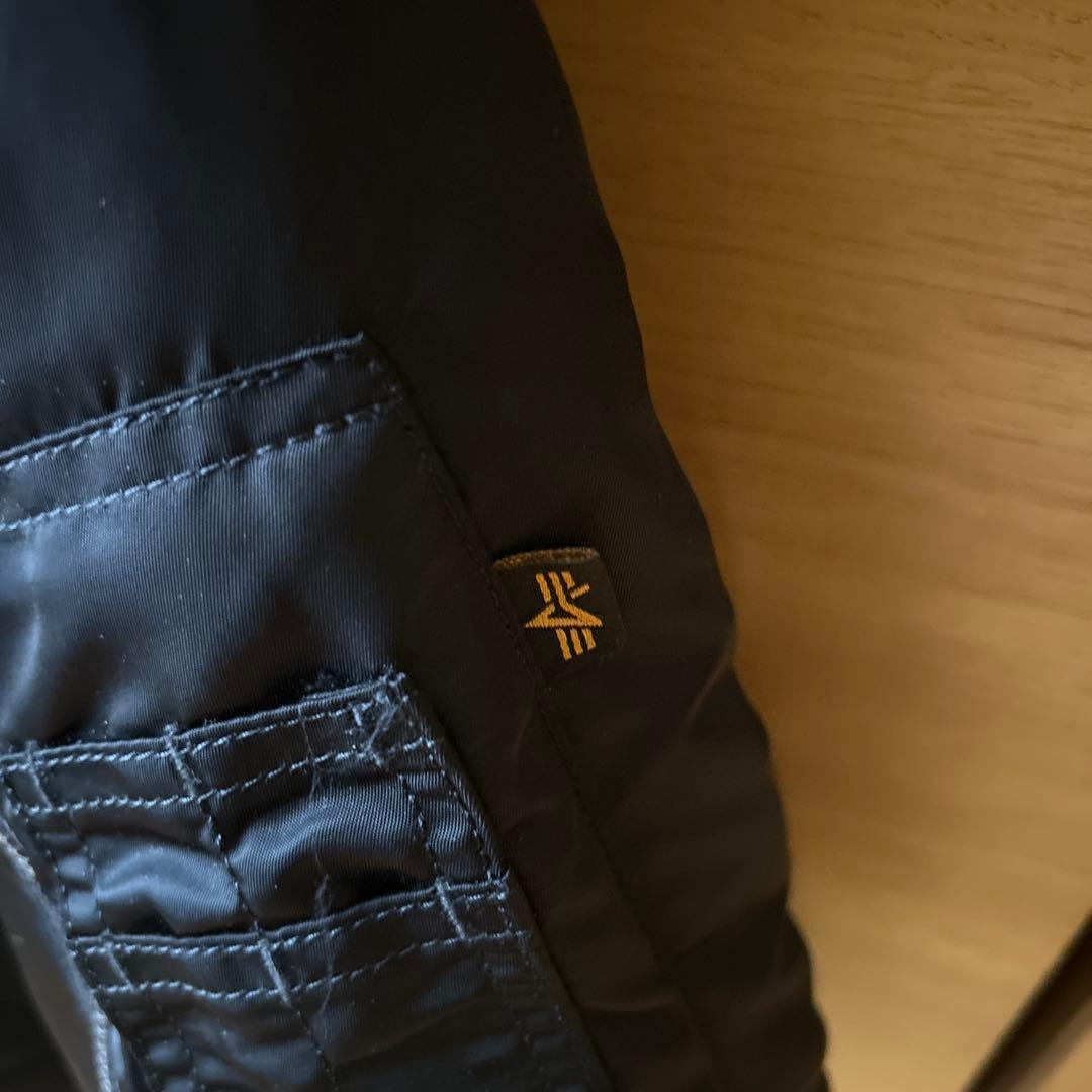 AALPHA INDUSTRIES MA-1 フライトジャケット　ブラック