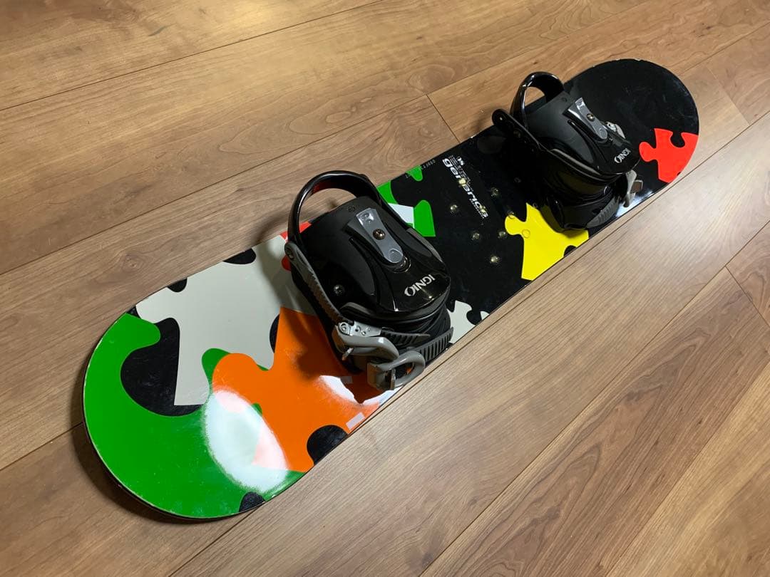 IGNIO カモフラージュ スノーボード バインディング付き