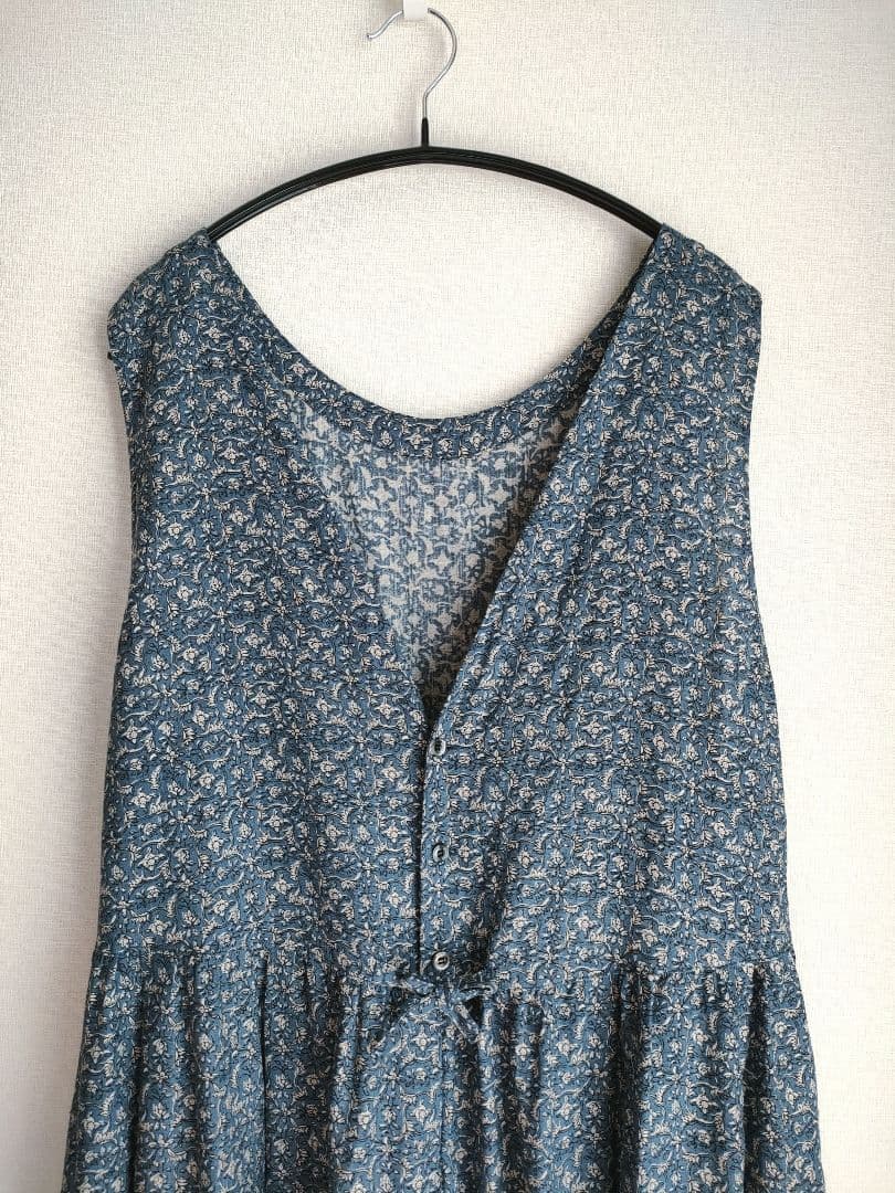 極美品 vlas blomme Vineflowerprint ハカマサロペット