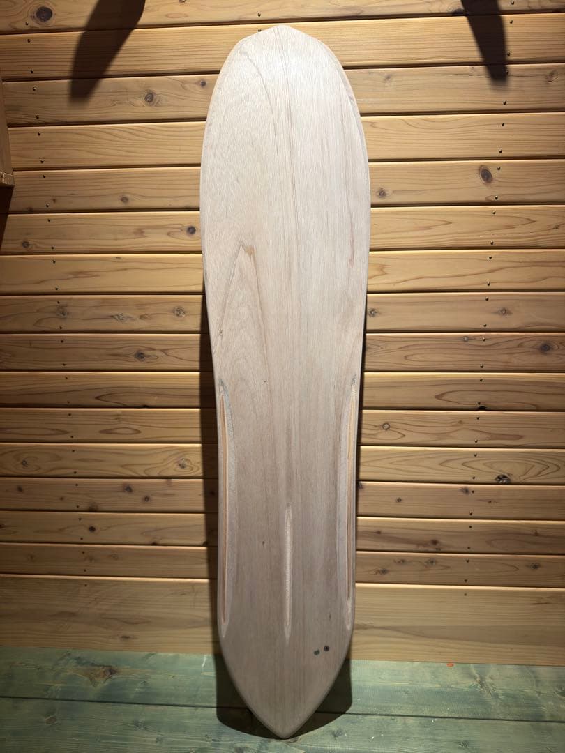 ムササビさんオススメ雪板139シャークヘッドピン