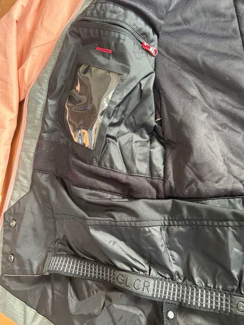 ピンク スノーボードウェア 女性用