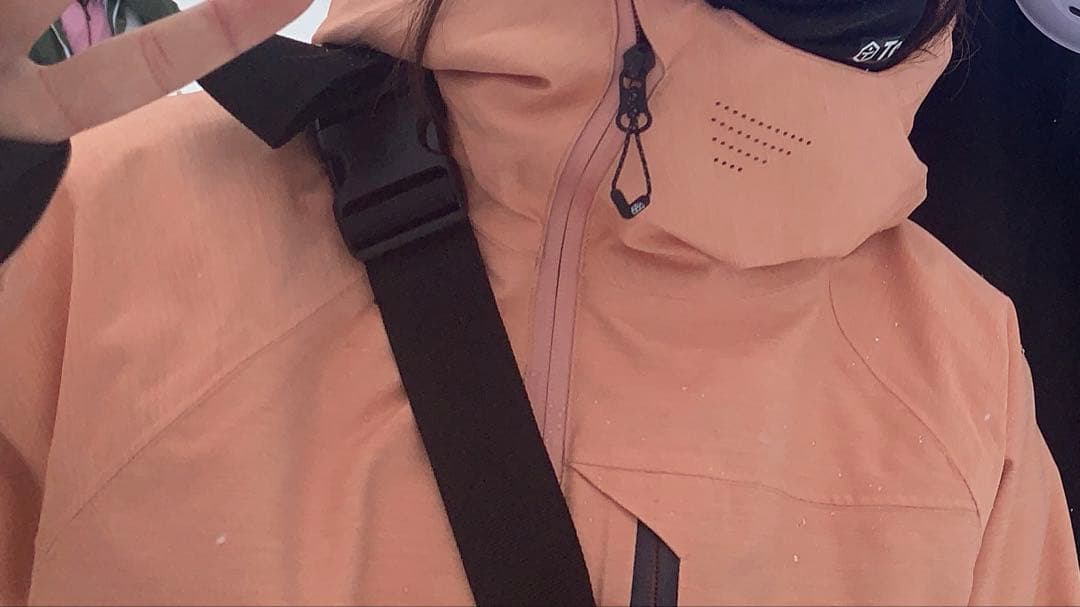 ピンク スノーボードウェア 女性用