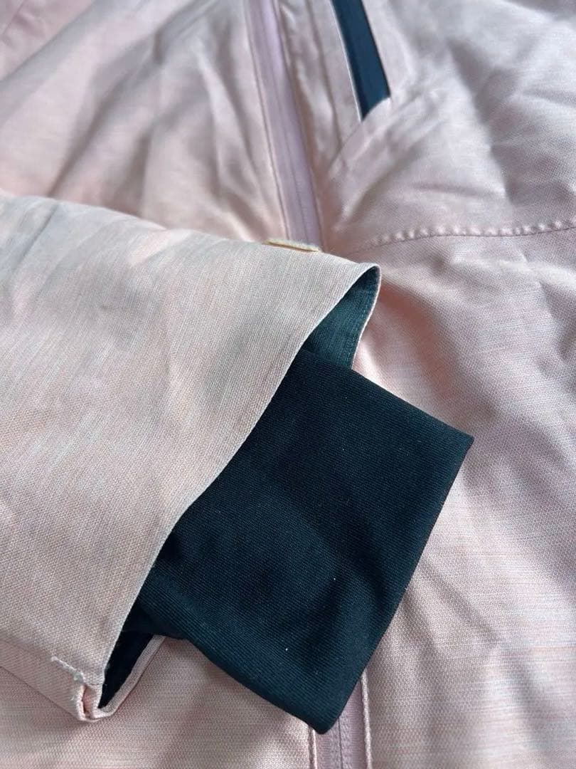 ピンク スノーボードウェア 女性用