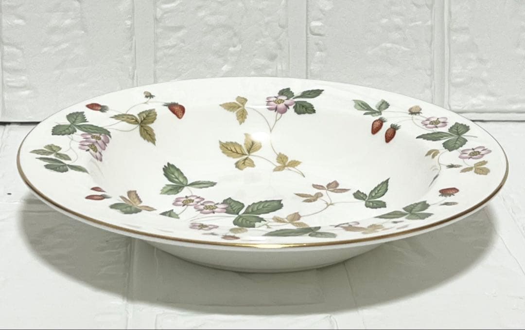 ウェッジウッド　ワイルドストロベリー　スーププレート　６枚セット