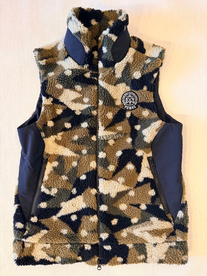 PEARLY GATES 迷彩フリース　ボアベスト サイズ5