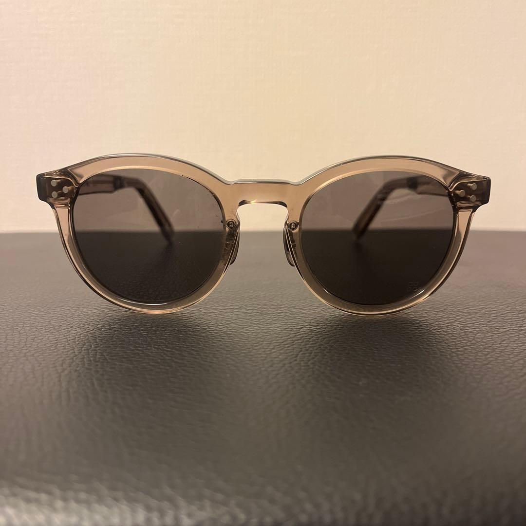 クリアフレーム ラウンドサングラス ケース付き