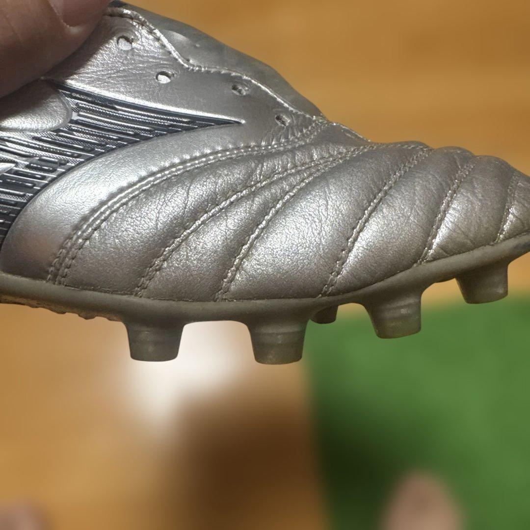 Mizuno Morelia Neo4プラチナム　シルバーパック