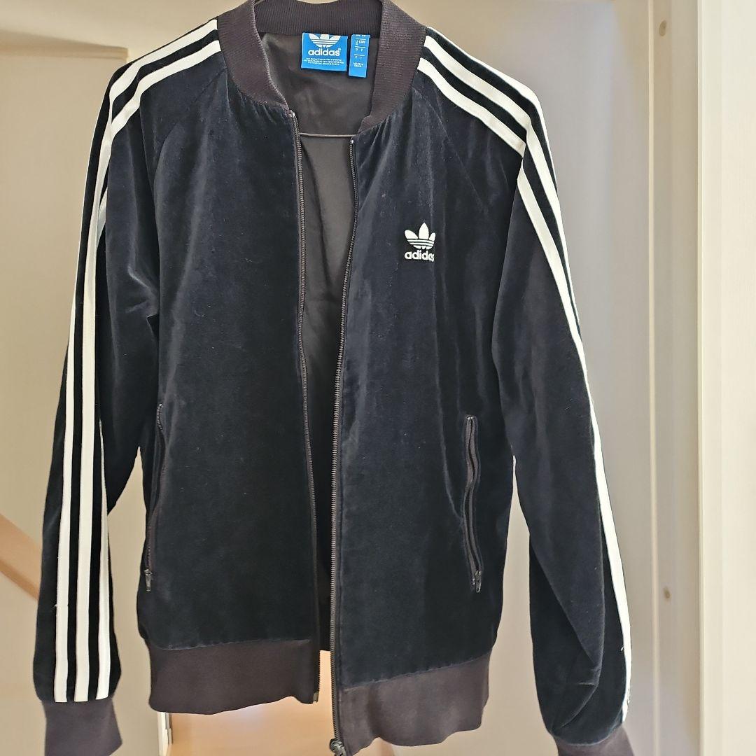 adidas ベルベットジャージ