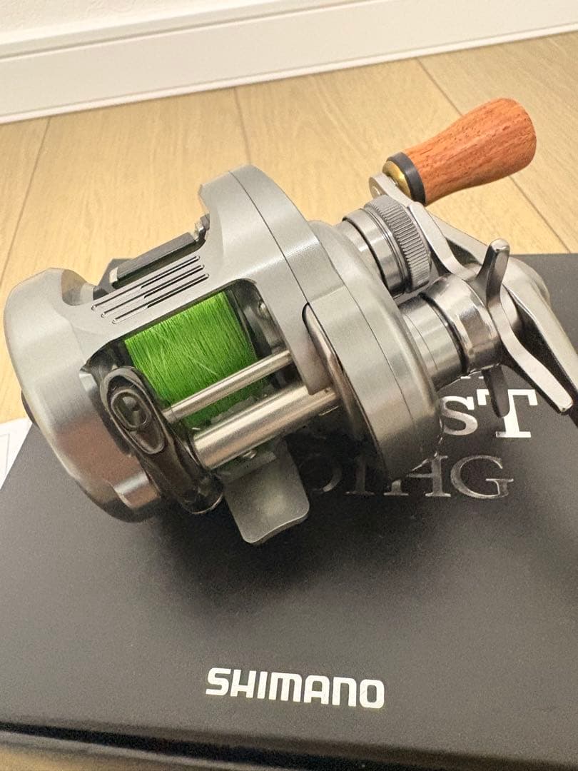 リール SHIMANO CALCUTTA CONQUEST DC 101HG