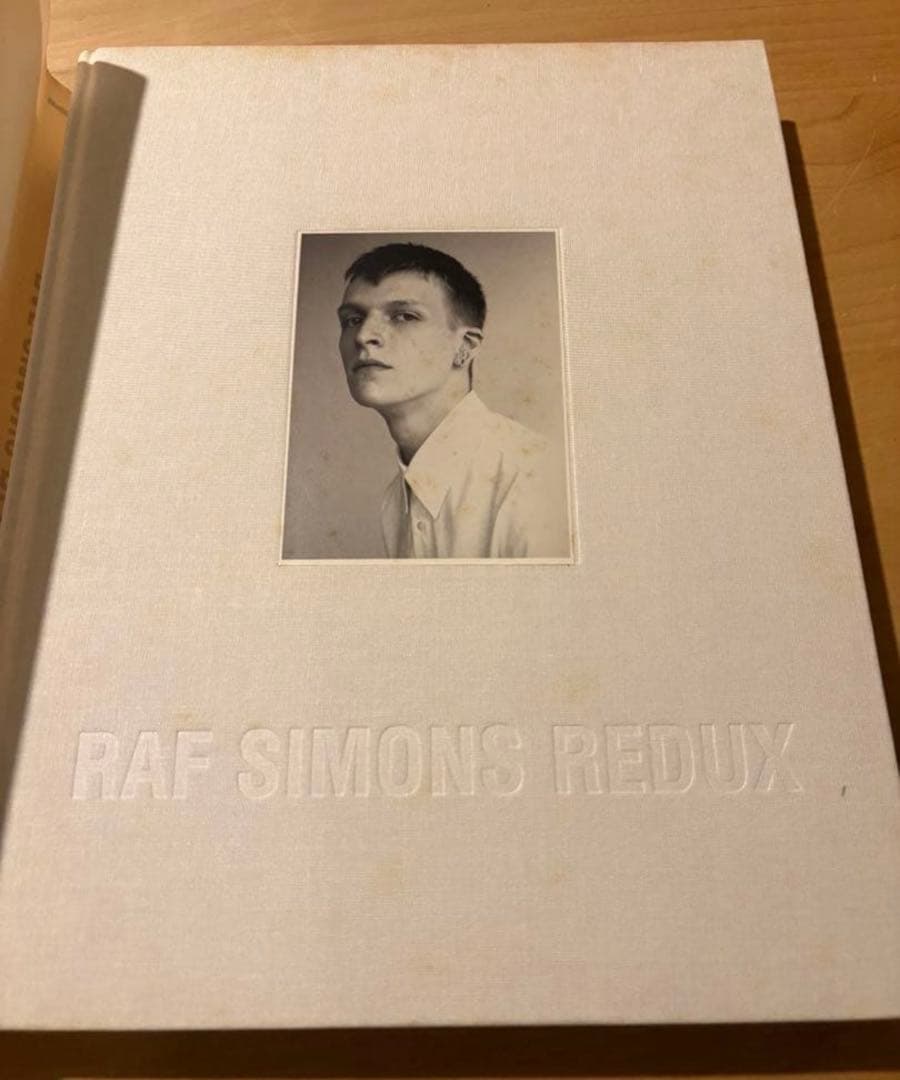 希少本　rafsimons ラフシモンズ　redux 写真集　カタログ　book