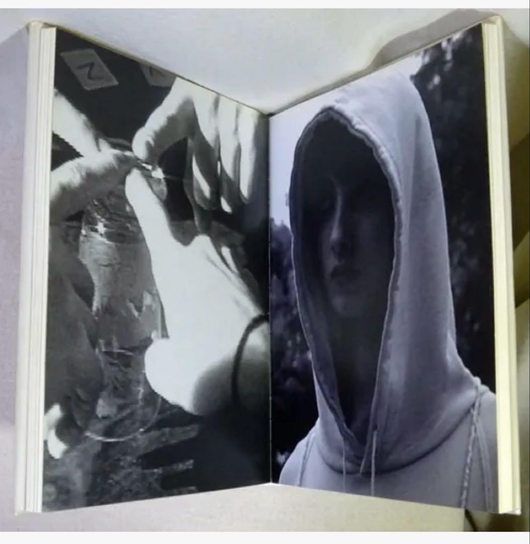 希少本　rafsimons ラフシモンズ　redux 写真集　カタログ　book