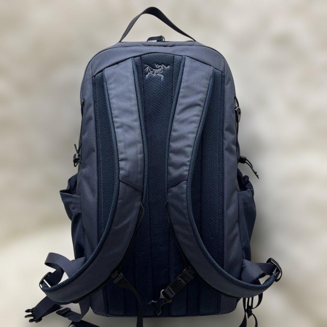 美品　アークテリクス　マンティス26 ブラックサファイア　国内正規品