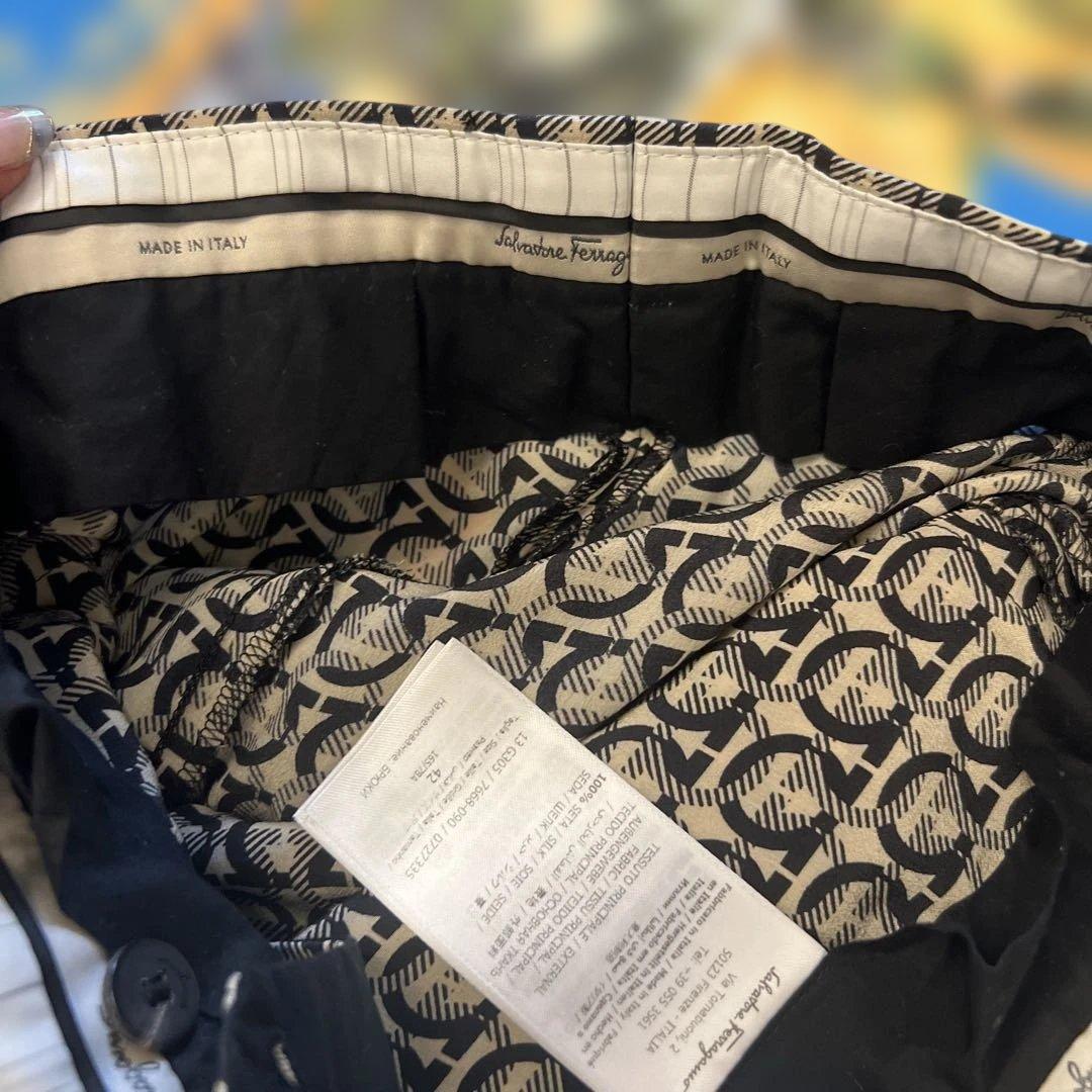 Salvatore Ferragamo 幾何学模様パンツ