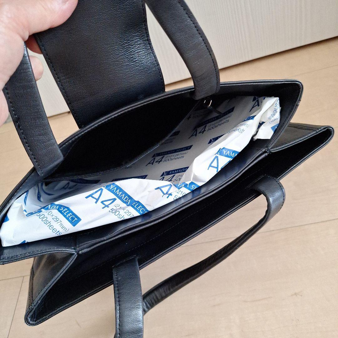 BVLGARI ブラックレザートートバッグ