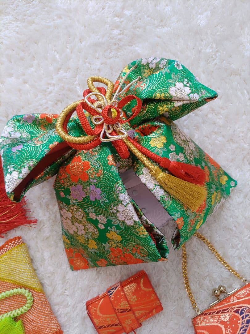 七五三用着物　7歳　紺　紫　金　フルセット　作り帯　正統派　レトロ　まとめて　緑