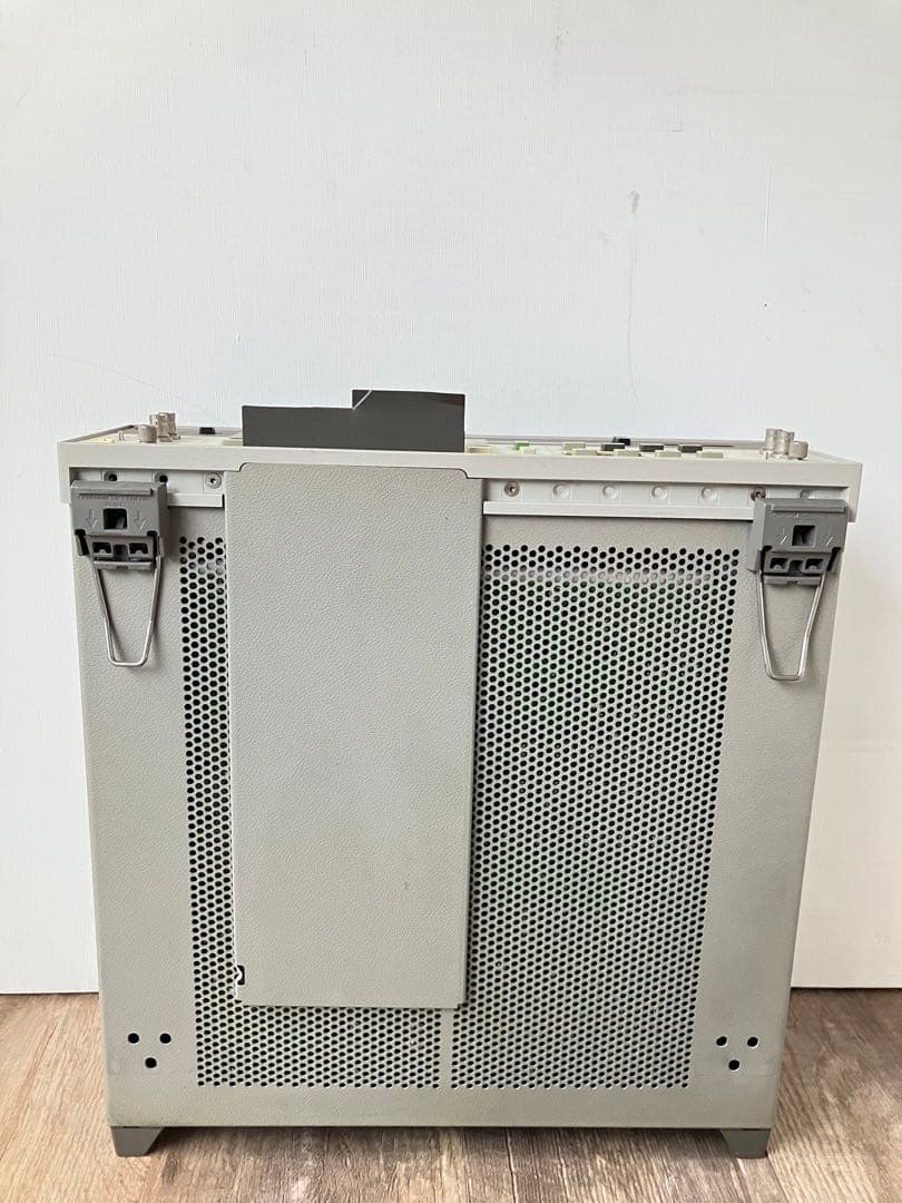 XMS 様用　hp 8903B 測定器　ヒューレットパッカード　未確認