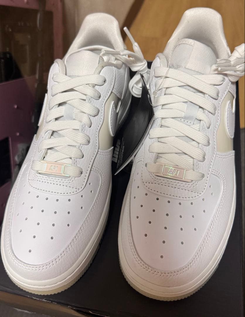 【特価】【新品未使用】NIKE エアフォース1'07