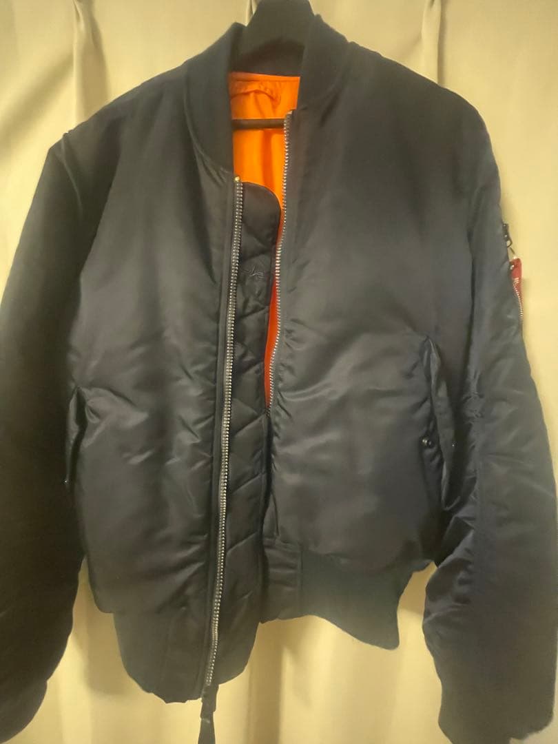 ALPHA MA-1フライトジャケットLサイ ズ　ネイビー