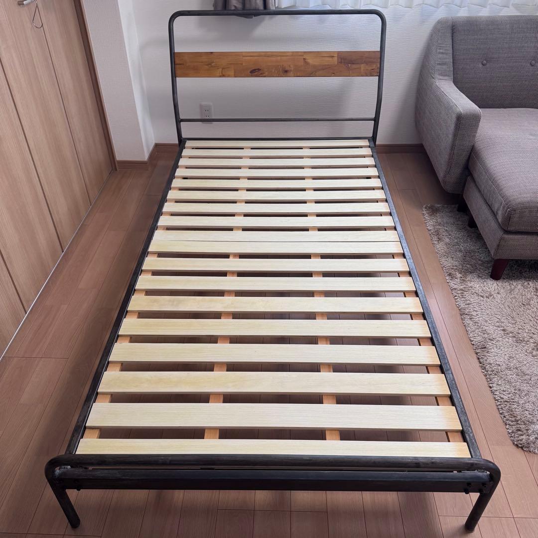 アデペシュ a depeche socph bed single シングルベッド