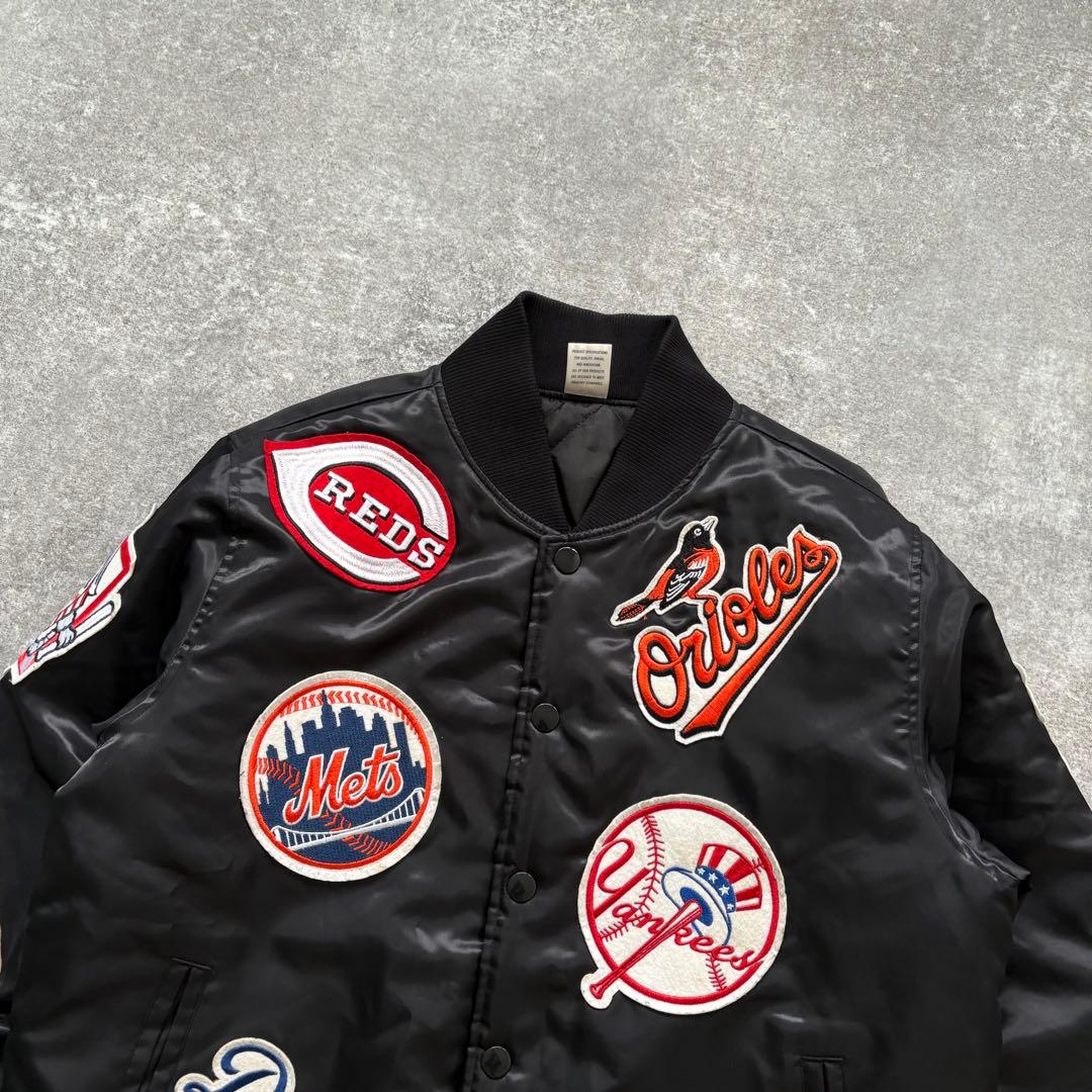 【Majestic】マジェスティック ワッペン総柄 スタジャン キルティング 黒