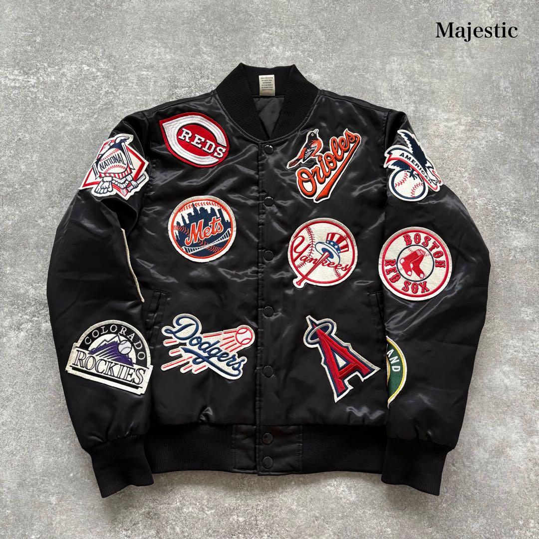 【Majestic】マジェスティック ワッペン総柄 スタジャン キルティング 黒