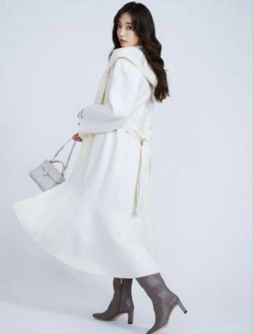 最終値下げCELFORDセルフォード フーディーマーメイドリバーコート