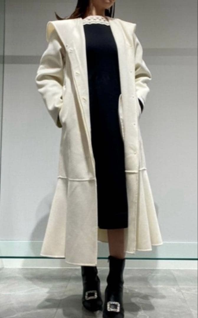 最終値下げCELFORDセルフォード フーディーマーメイドリバーコート