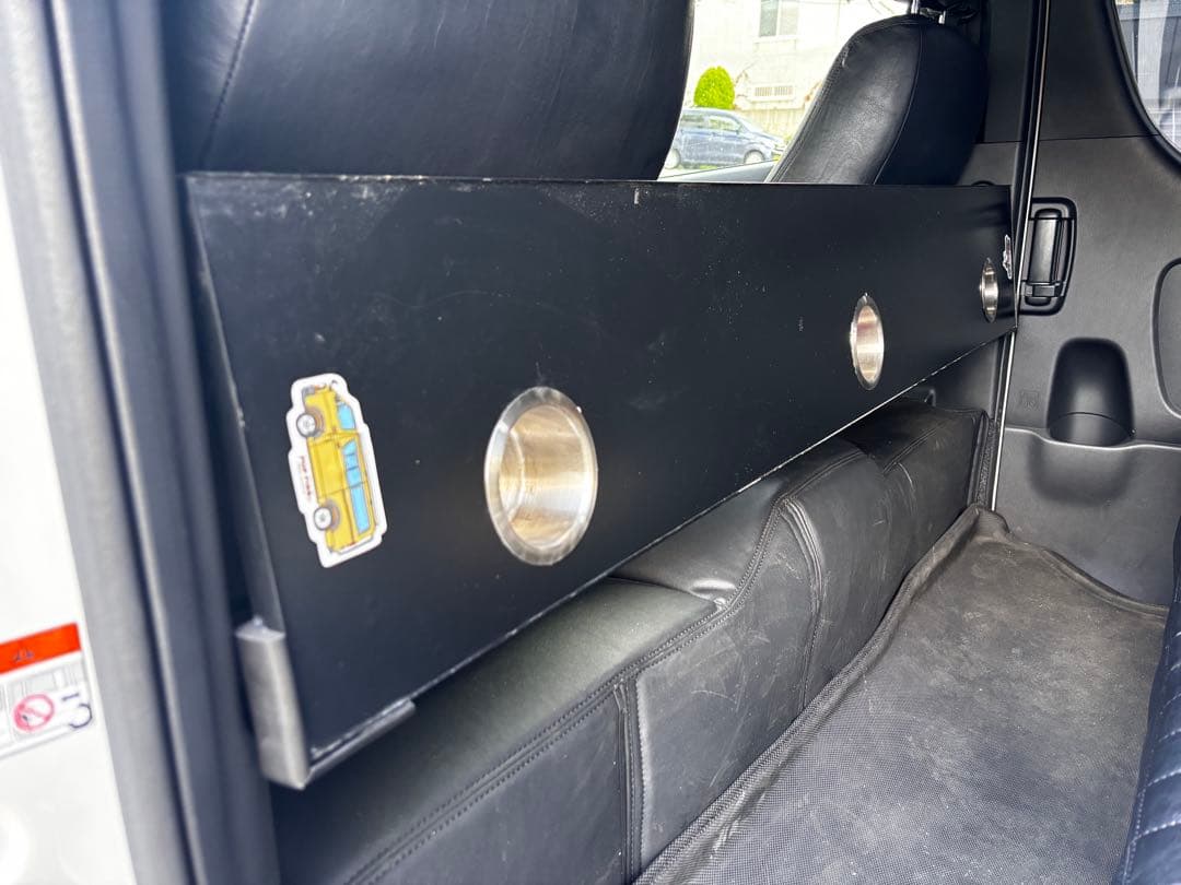 HASE・ERIさん用 ハイエース　折り畳みテーブル金具