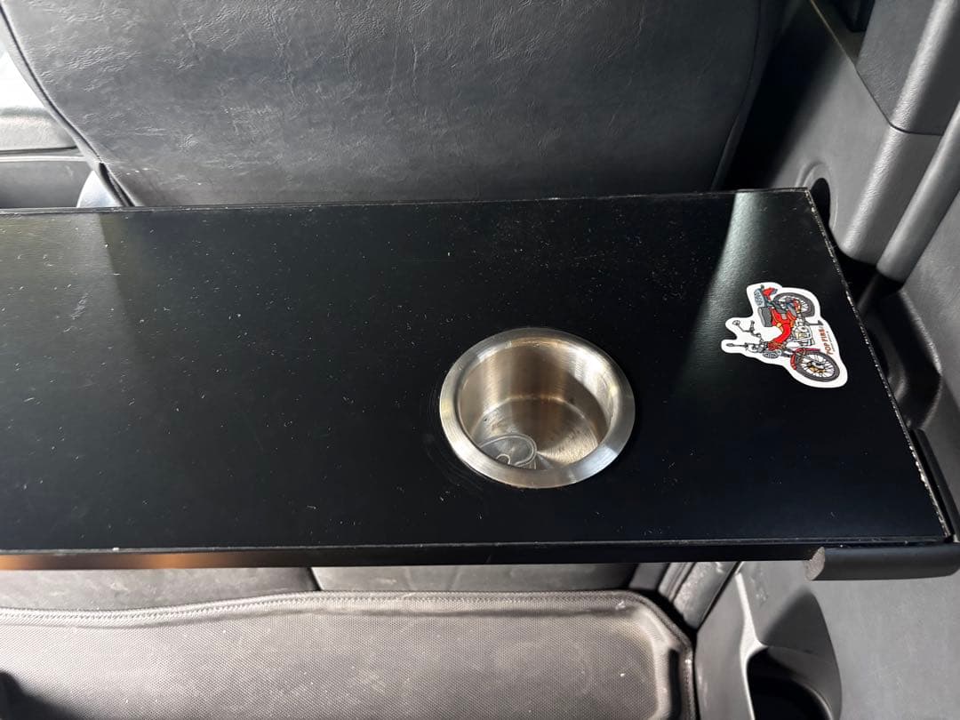 HASE・ERIさん用 ハイエース　折り畳みテーブル金具