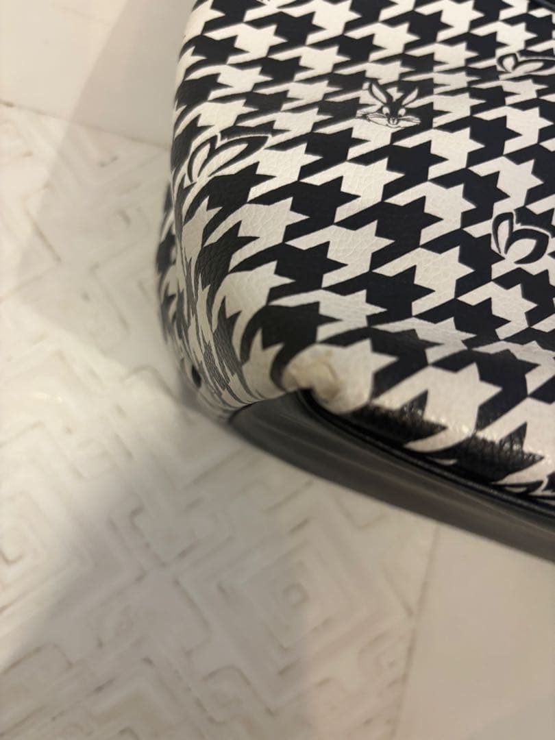 シンバ 様MASTER BUNNY EDITION トレーナー