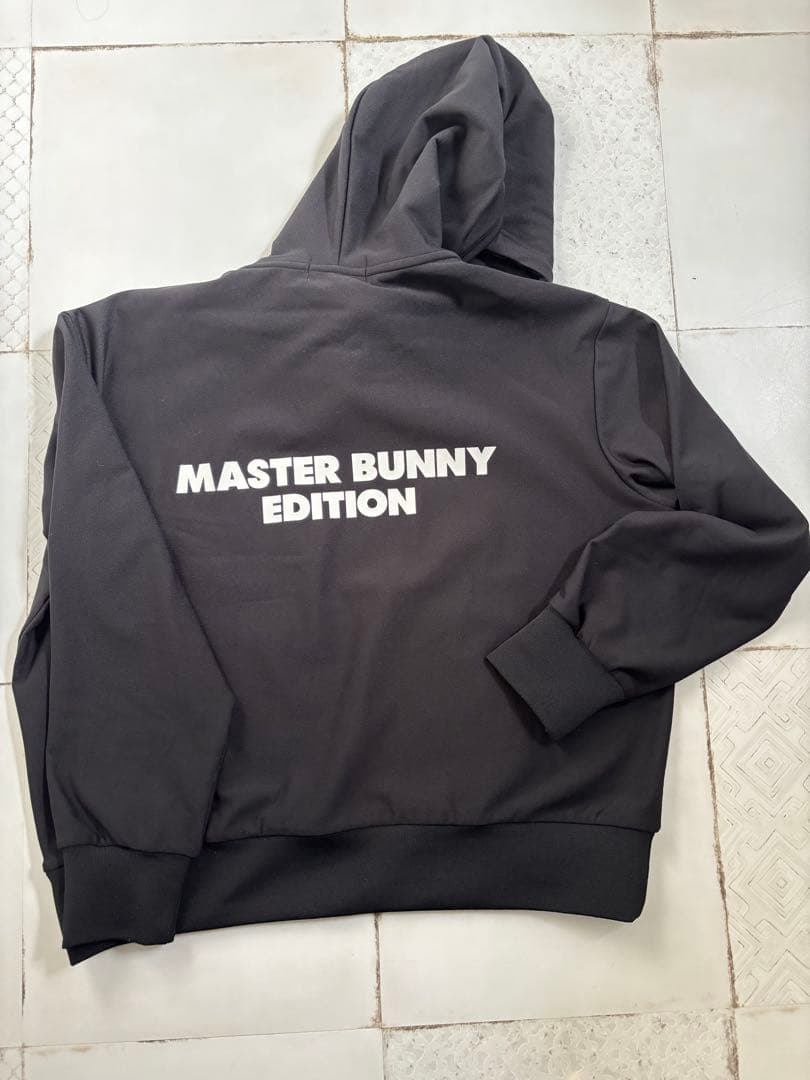 シンバ 様MASTER BUNNY EDITION トレーナー