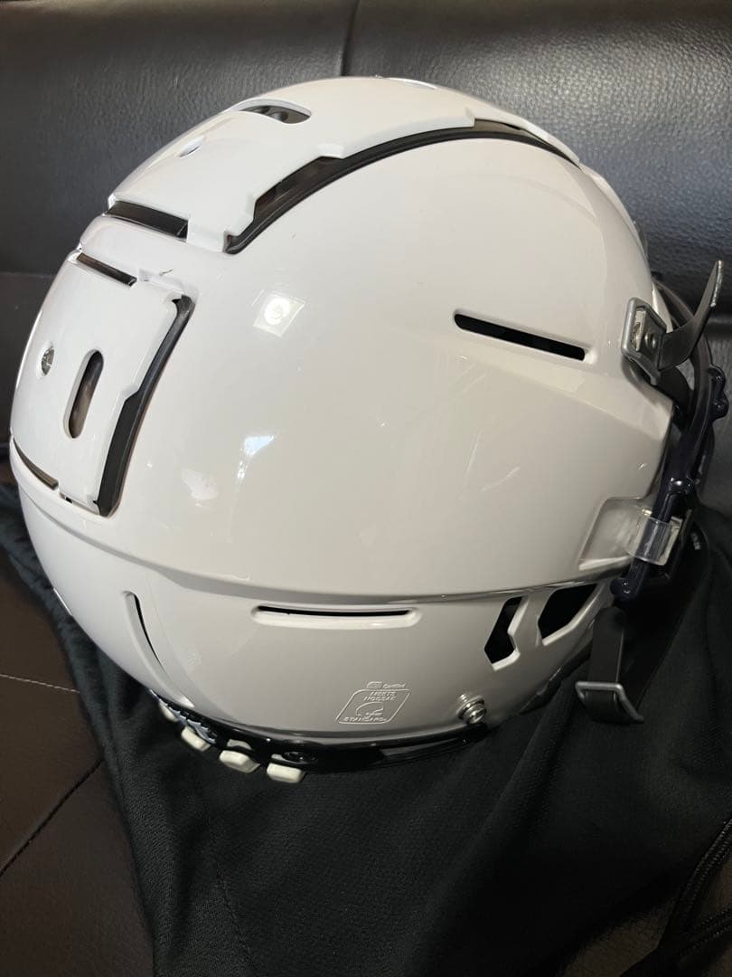 値下げ交渉可　schutt F7 アメリカンフットボール ヘルメット